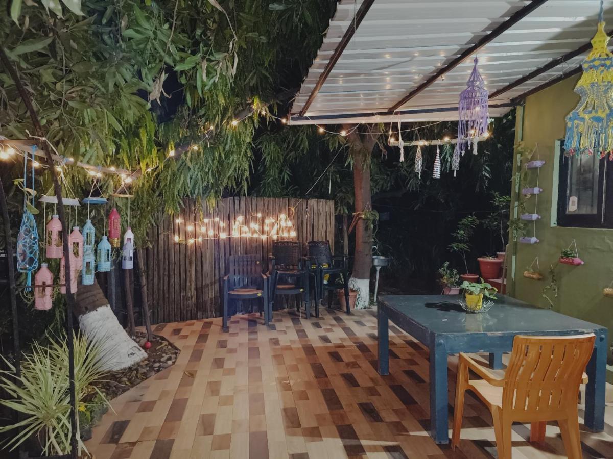 Lotus Riya Home Stay Hampi Exterior photo